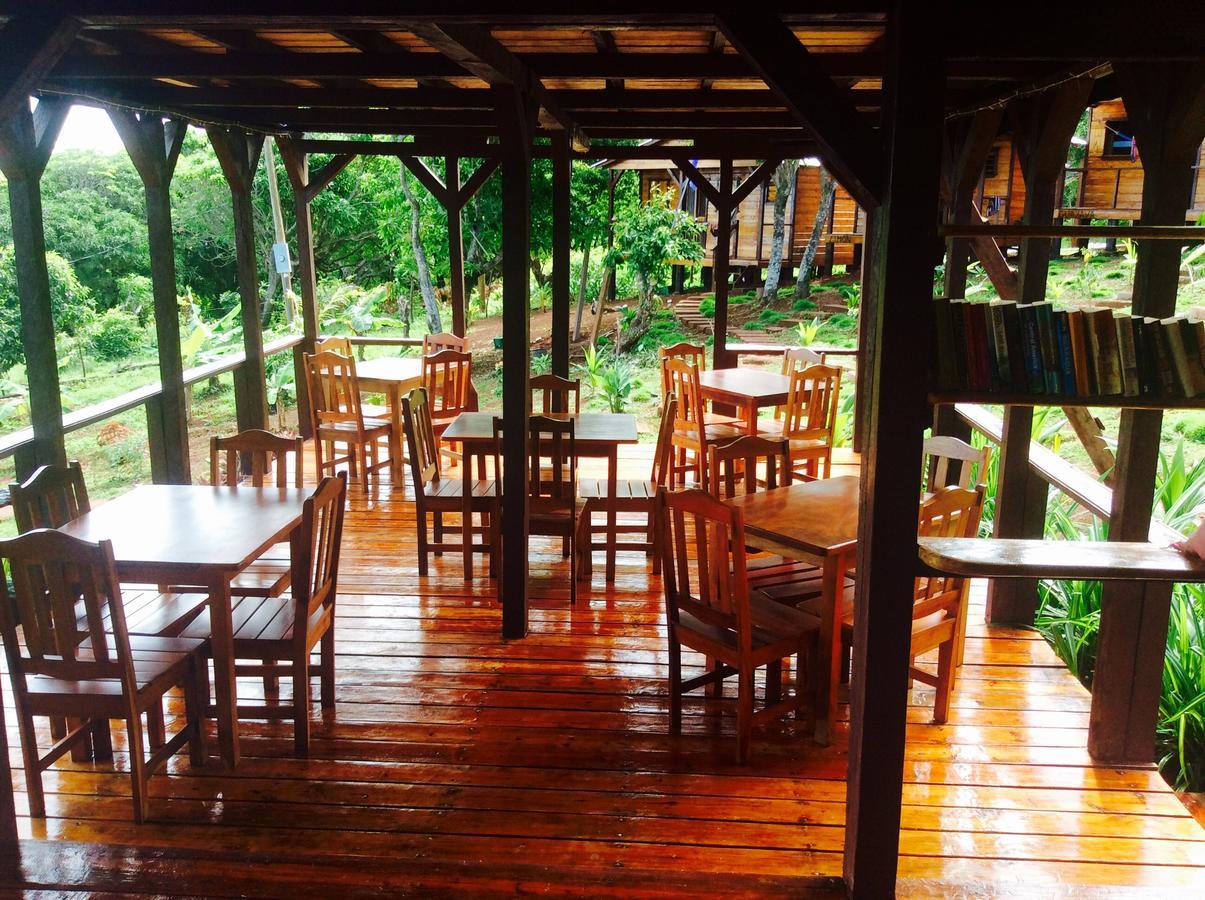The Lighthouse Hotel Little Corn Island Esterno foto