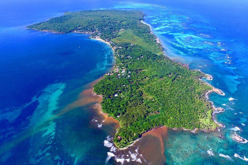 The Lighthouse Hotel Little Corn Island Esterno foto