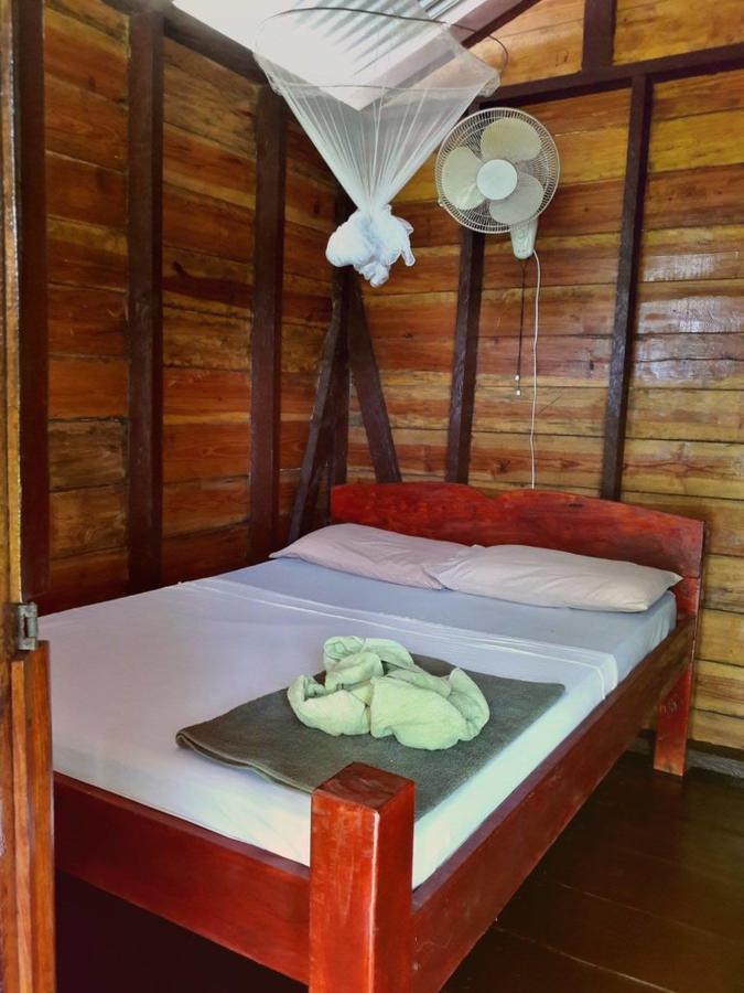 The Lighthouse Hotel Little Corn Island Esterno foto